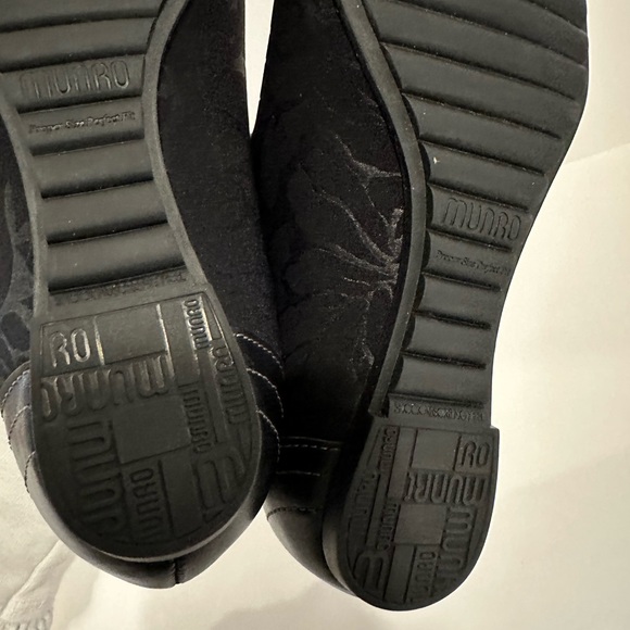 Munro Iriana Floral Slip on Flat in Black - Picture 6 of 6